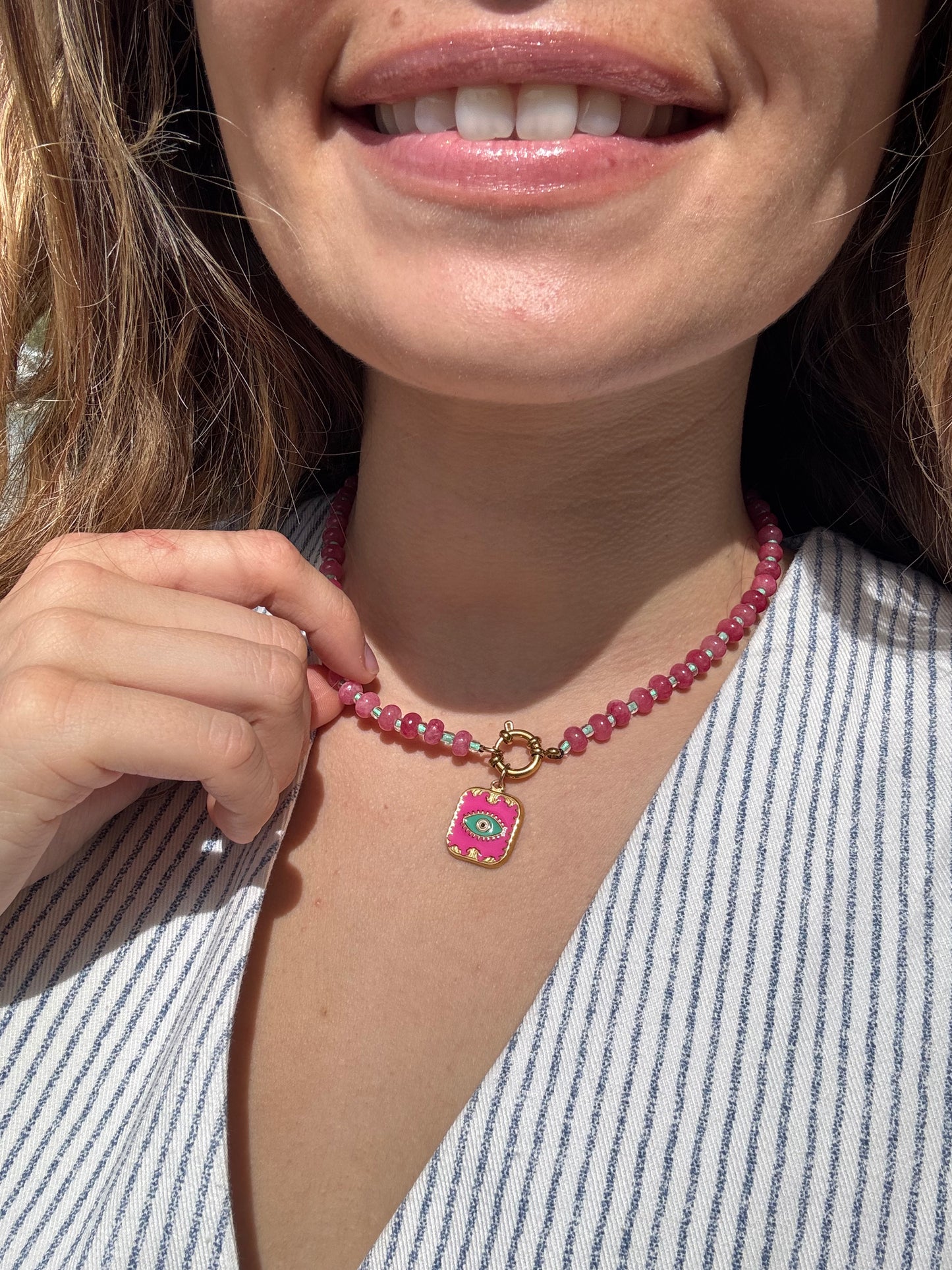 Collier Ines