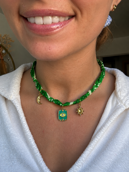 Collier Bandana Emerald Moon
