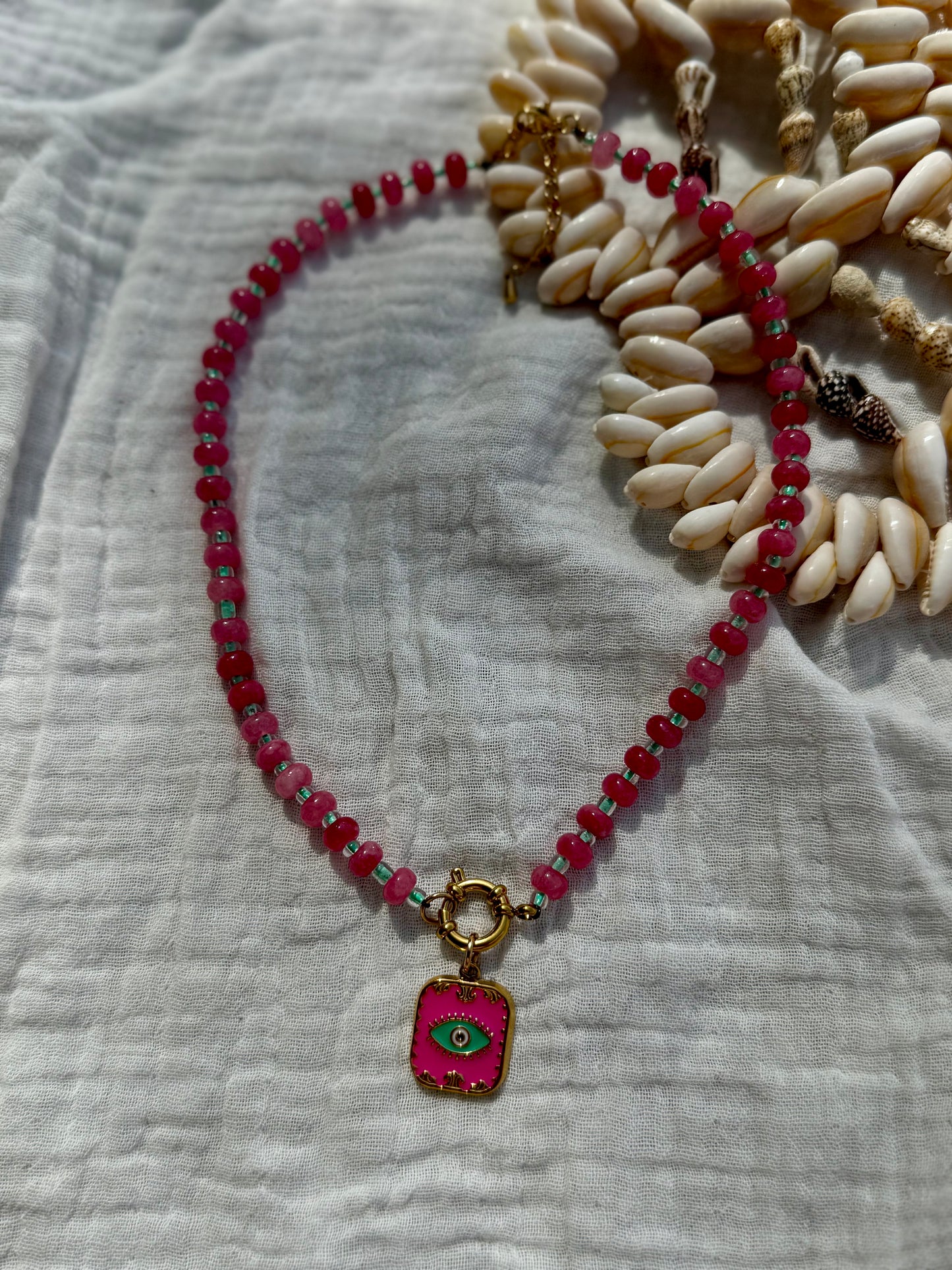 Collier Ines