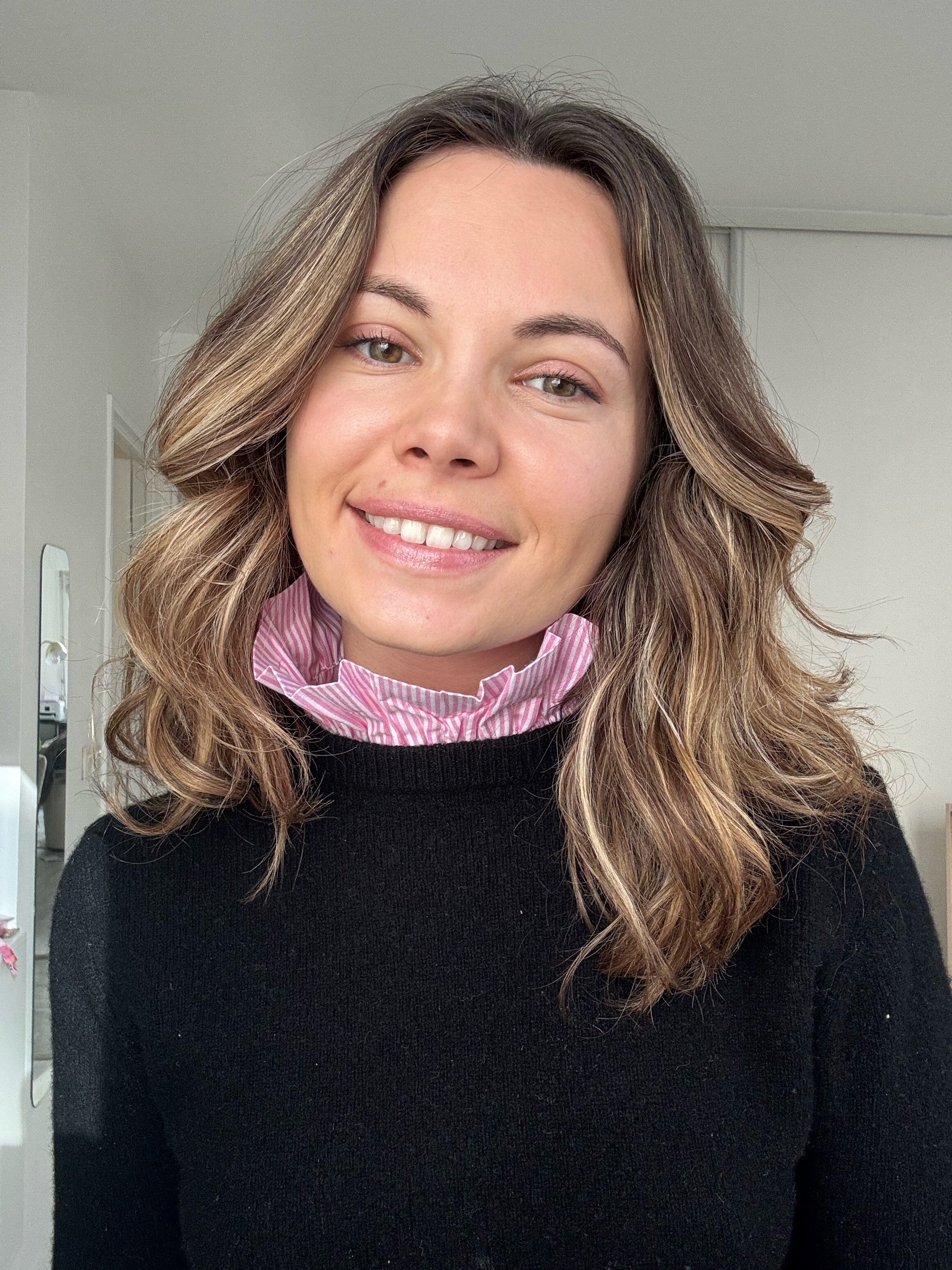 col amovible rose a rayure porté -auzé